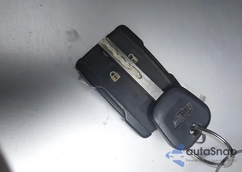 2018 Chevrolet Silverado K1500 Lt from USA, damaged, VIN 3GCUKREC6JG202583